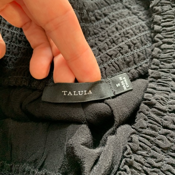 Aritzia off shoulder blouse - Picture 3 of 3